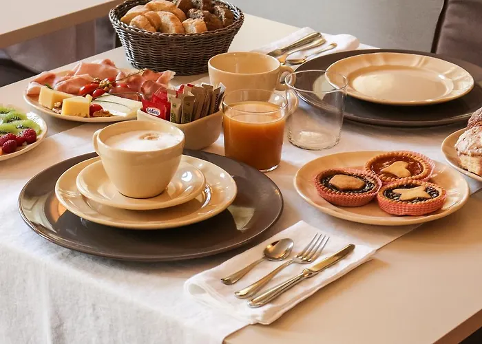 Alojamento de Acomodação e Pequeno-almoço Villa Chiara B&B 3*