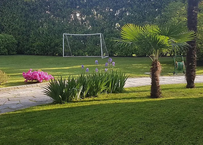 Villa Chiara B&B 3* Biandronno