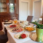Villa Chiara B&B Biandronno