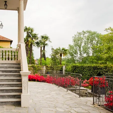 Villa Chiara B&B לינה וארוחת בוקר